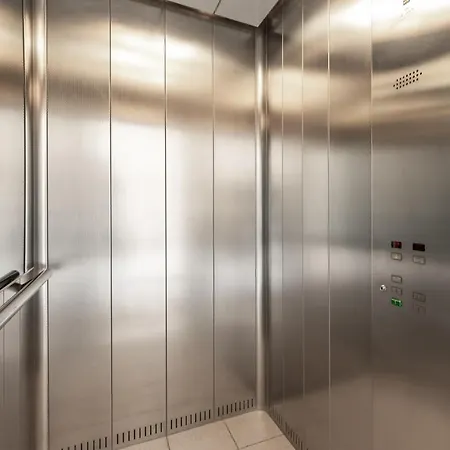 Dictumfactum 2bedroom Апартаменты *