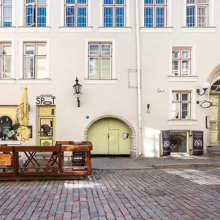 Dictumfactum 2bedroom Апартаменты *